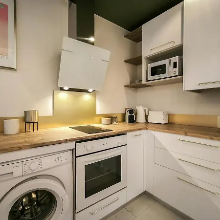 Beautiful Accommodation-spacious-near Les Halles-2 People * Pau