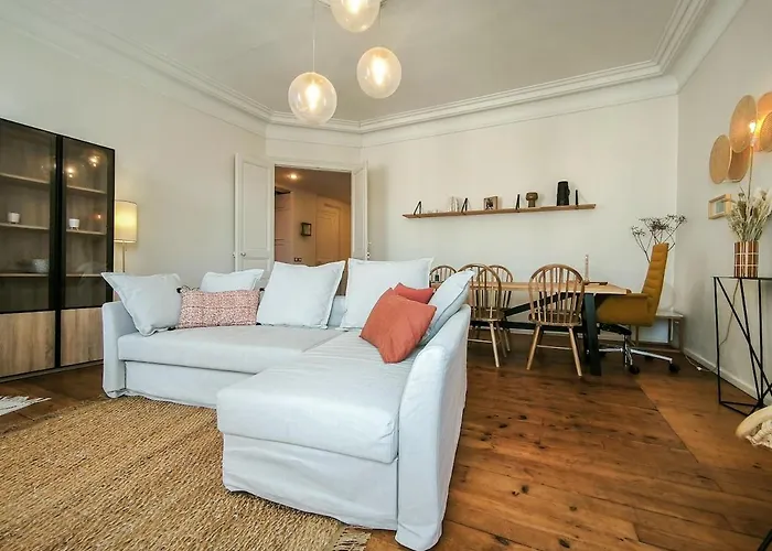 Beautiful Accommodation-spacious-near Les Halles-2 People * Pau